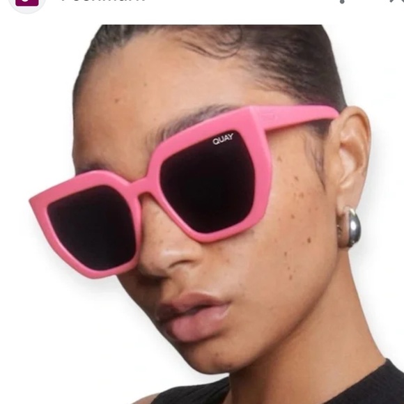Quay Polarized Hot Pink Geometric Cat Eye Sunglasses - Picture 2 of 8